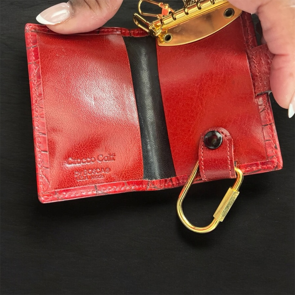 Bosca Elegant Red Crocodile Pattern Key Holder - Picture 2 of 4
